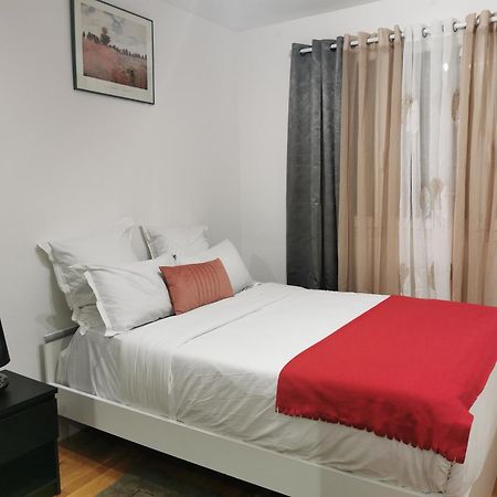 Appartement Meubles A Villeurbanne Lyon Kültér fotó