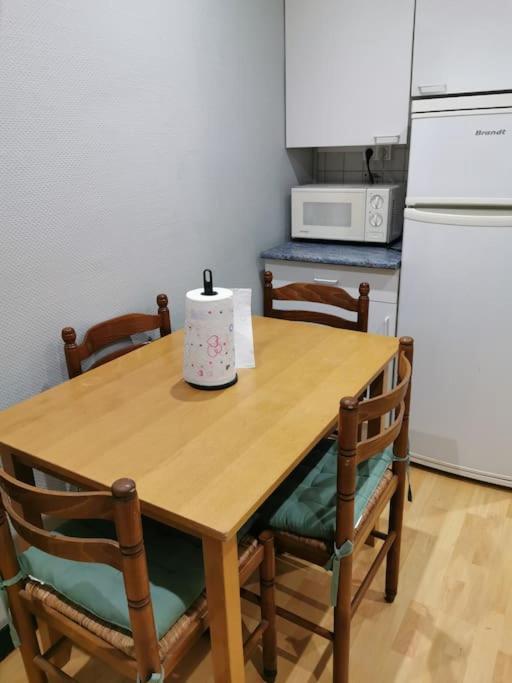 Appartement Meubles A Villeurbanne Lyon Kültér fotó